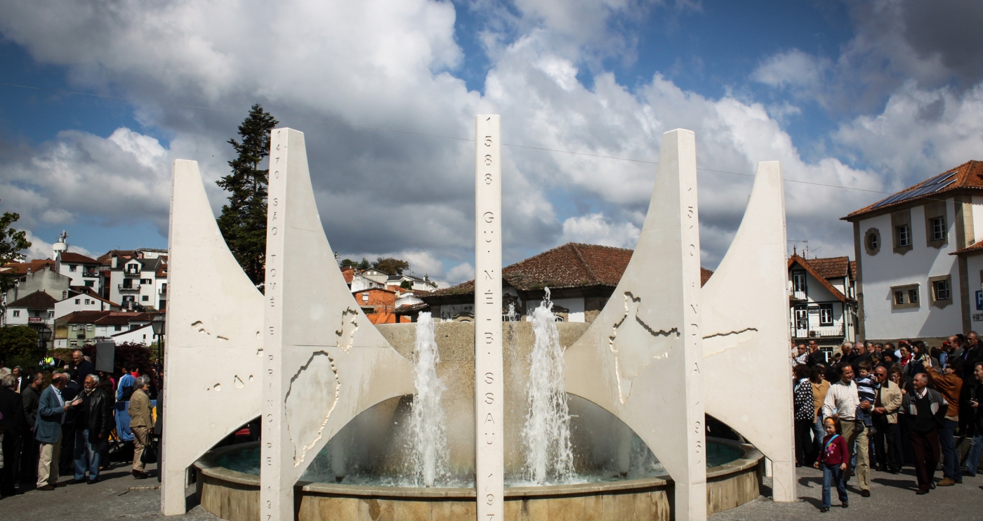 Monument dédié aux Combattants